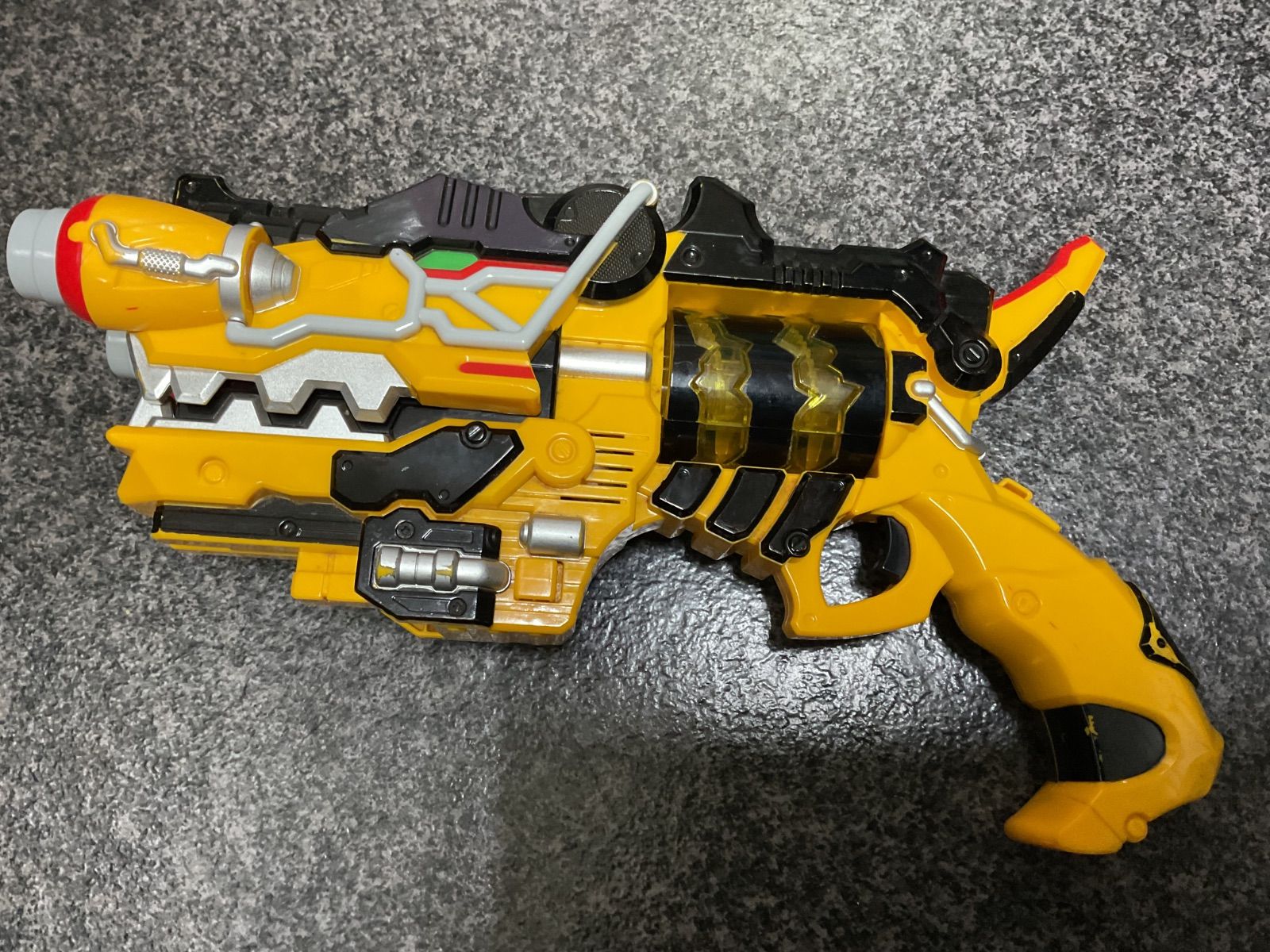 獣電戦隊キョウリュウジャー DXガブリボルバー&獣電池5本 - メルカリ