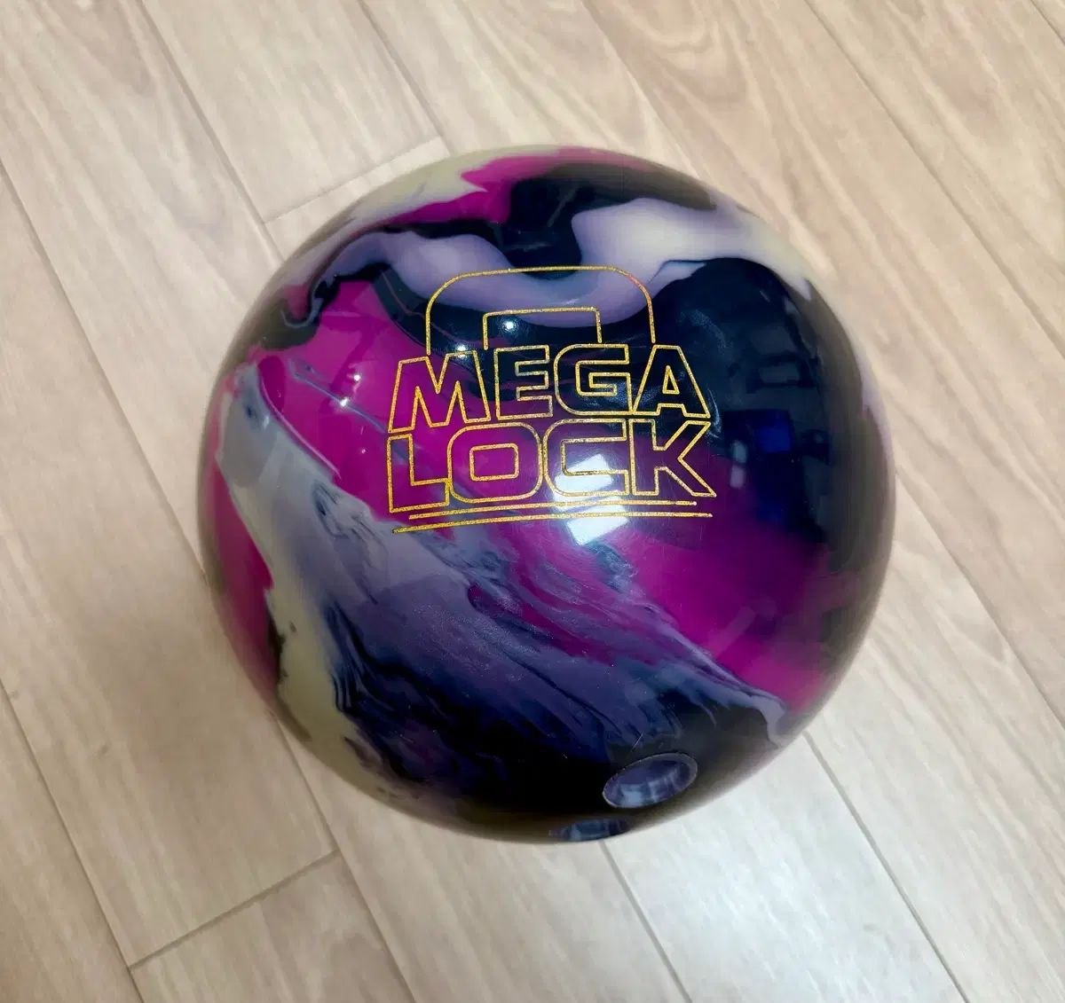 中古 ボーリングボール ストーム メガROCK 15p 出品