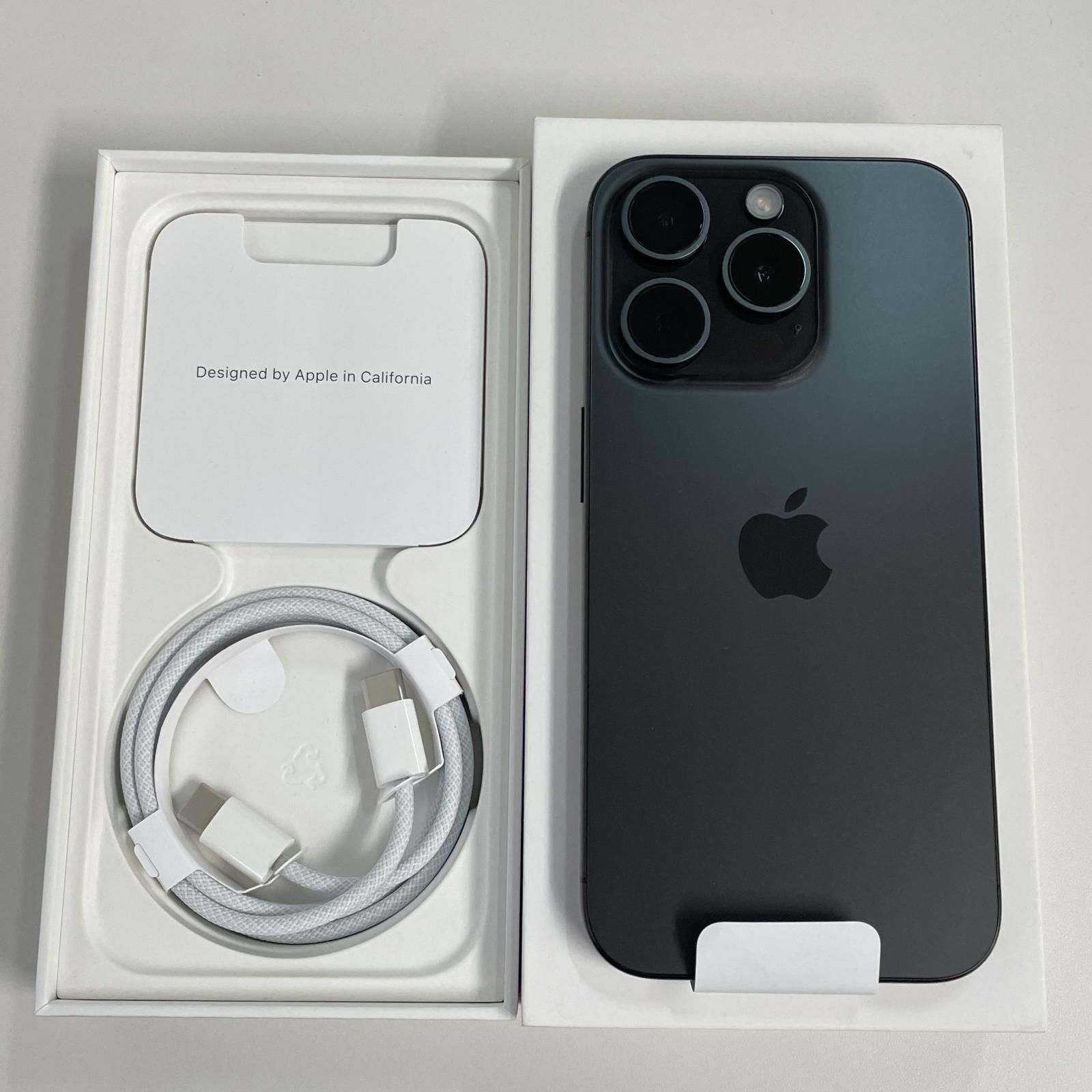 iPhone 15【美品】 128GB ブラックチタニウム iPhone 15 128GB - ブラック（SIMフリー）[整備済製品] - Apple（日本）