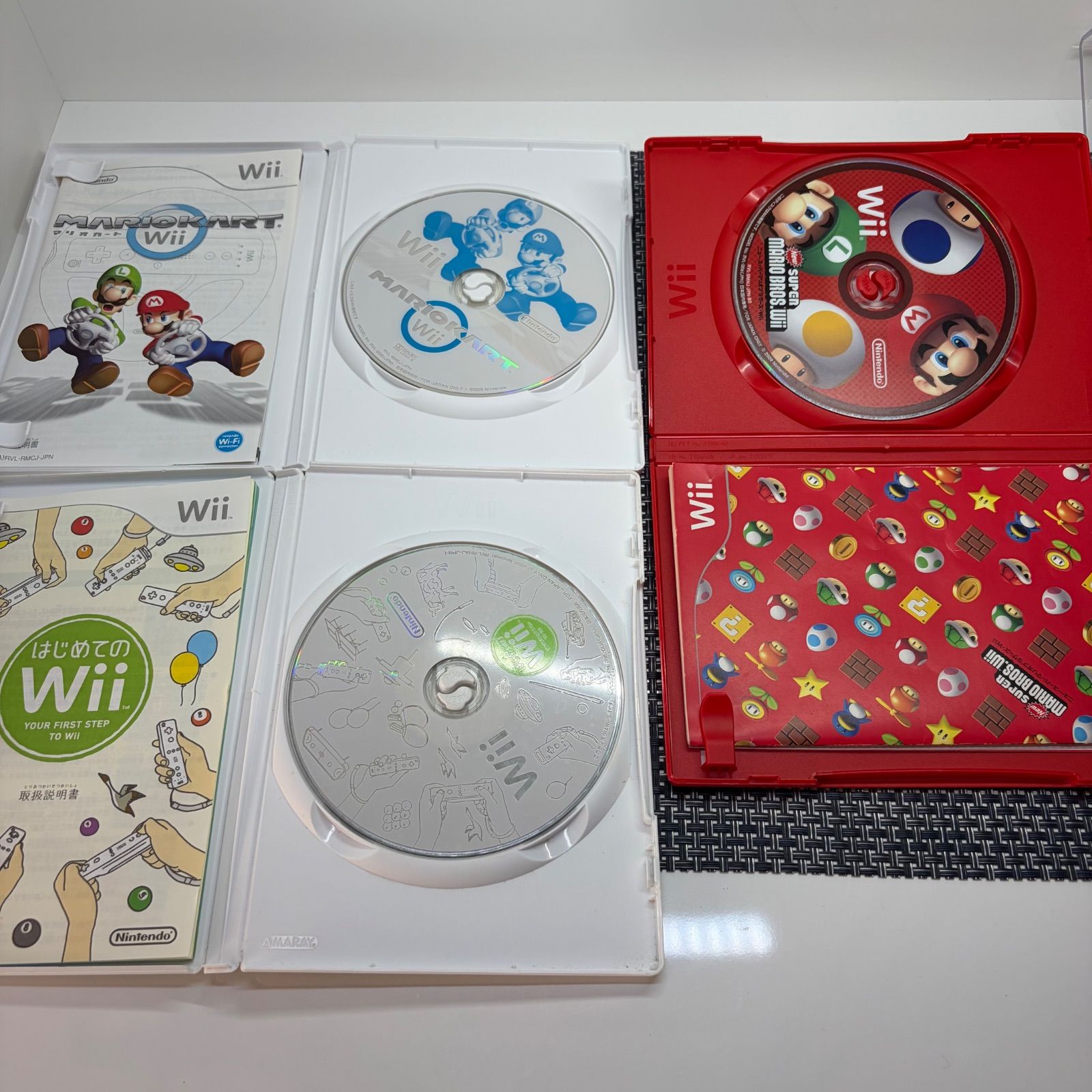 動作確認済】Wii 本体 リモコン2本 マリオカートセット b - メルカリ