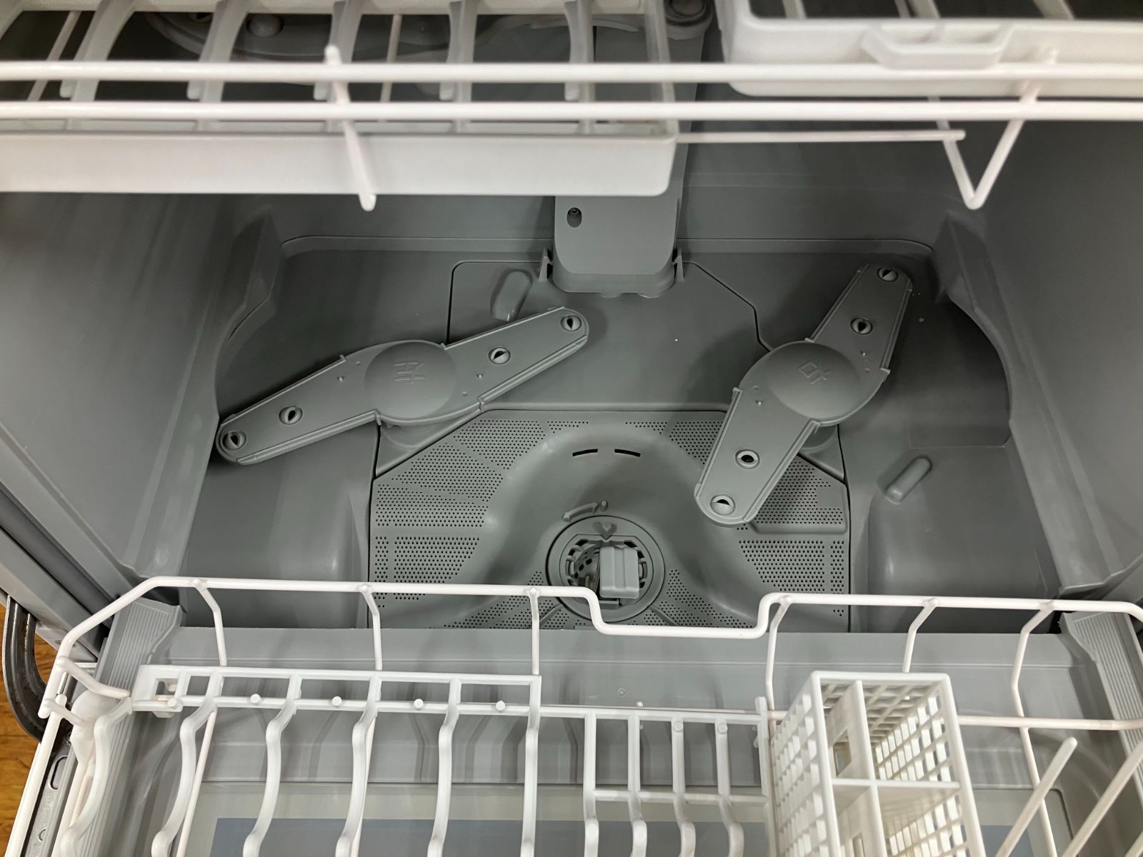 Panasonic 食器洗い乾燥機 2022年製 NP-TH4】管理番号26.04.21 【公式 