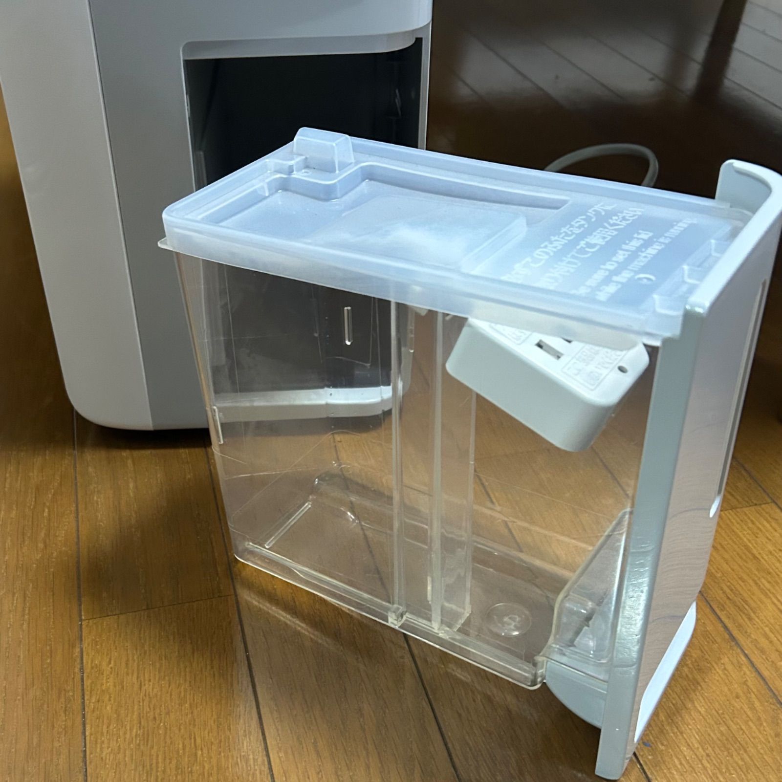 三菱電機 コンプレッサー式除湿機 ムーブアイ SARARI MJ-M120PX MJ-M120PX-W 除湿機 サラリ ホワイト [木造15畳まで /鉄筋30畳まで