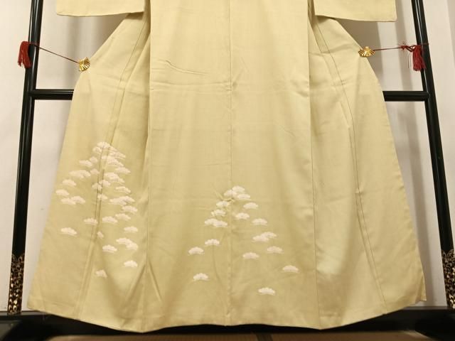平和屋着物●訪問着　紬地　刺繍　松　金糸　正絹　逸品　AABH6878ph 平和屋着物○訪問着 紬地 刺繍 松 金糸 正絹 逸品 AABH6878ph - メルカリ
