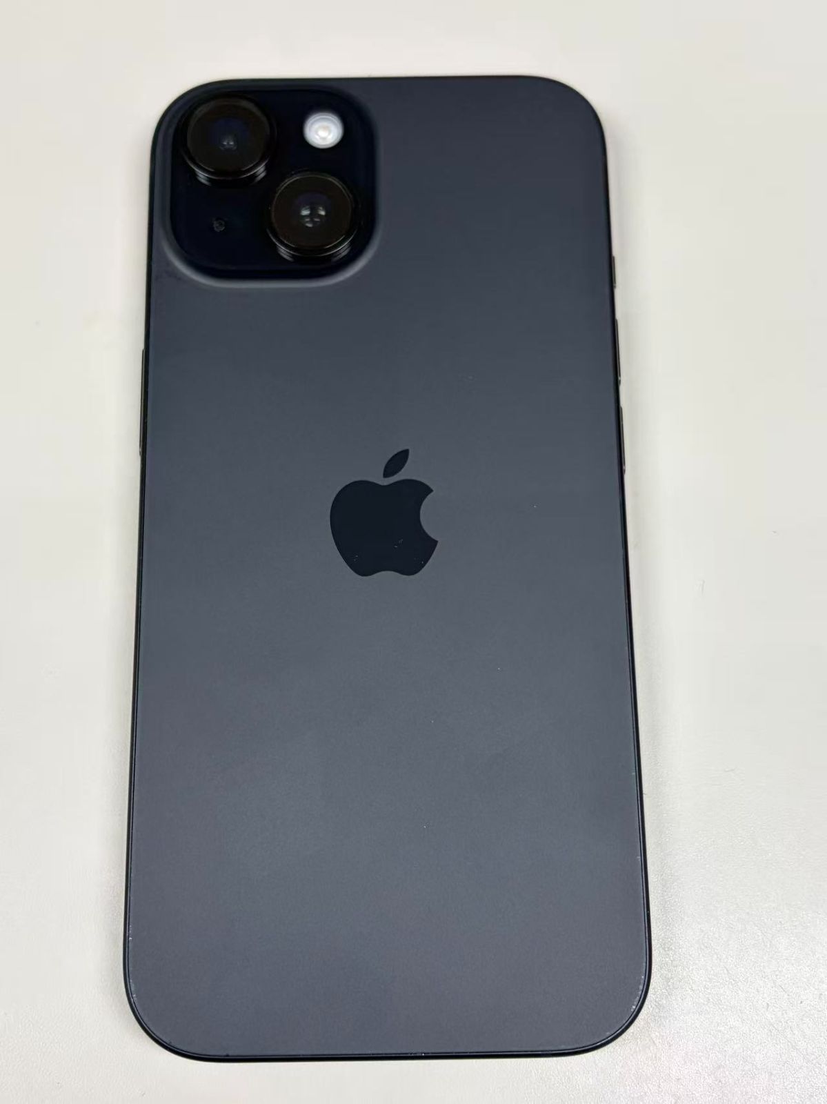 美品 iPhone15 128GB ブラック SIMフリー バッテリー87%-メルカリ
