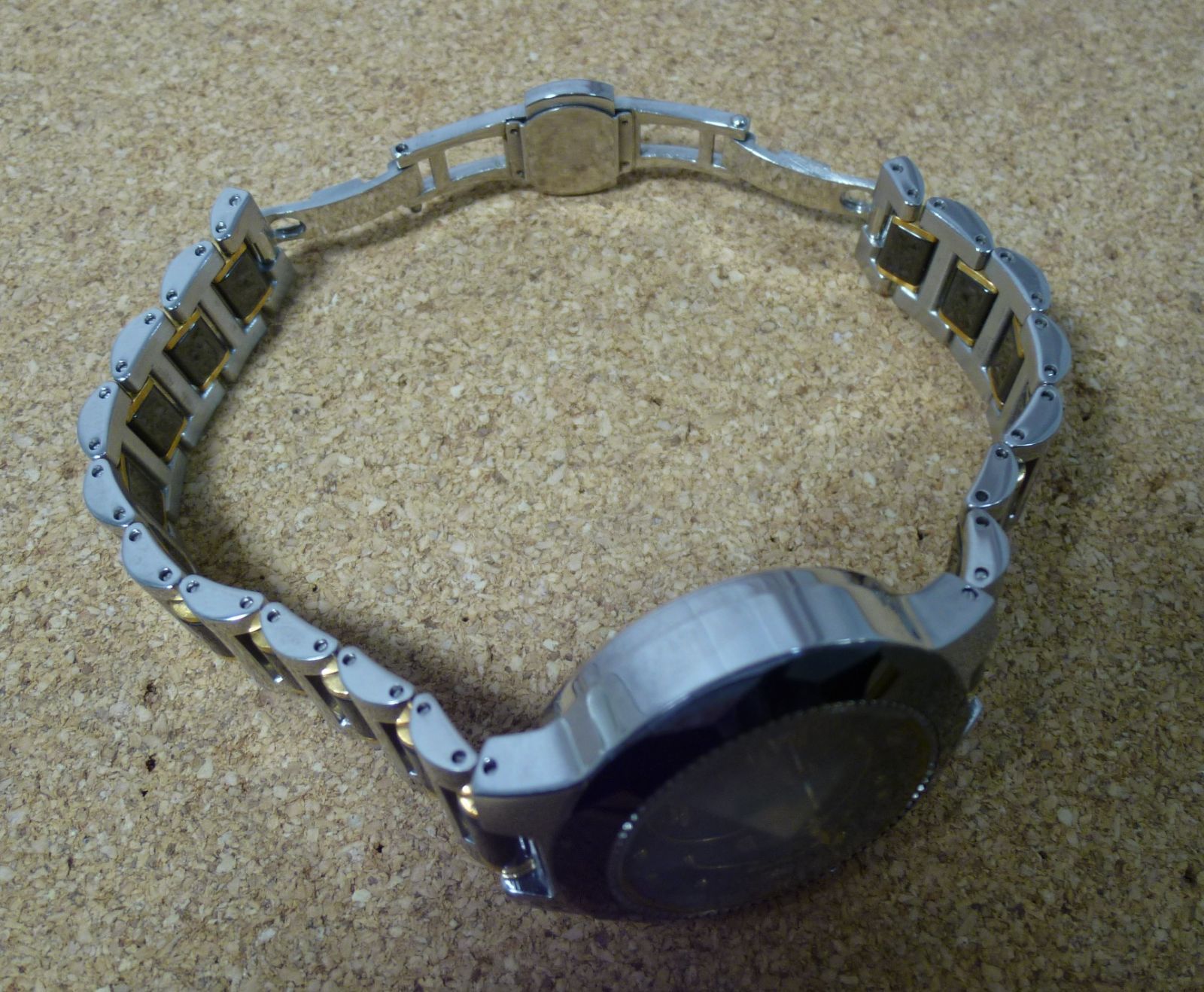 不動品 ジャンク品 J.HARRISON ソーラー電波セラミック腕時計 JH-024L 