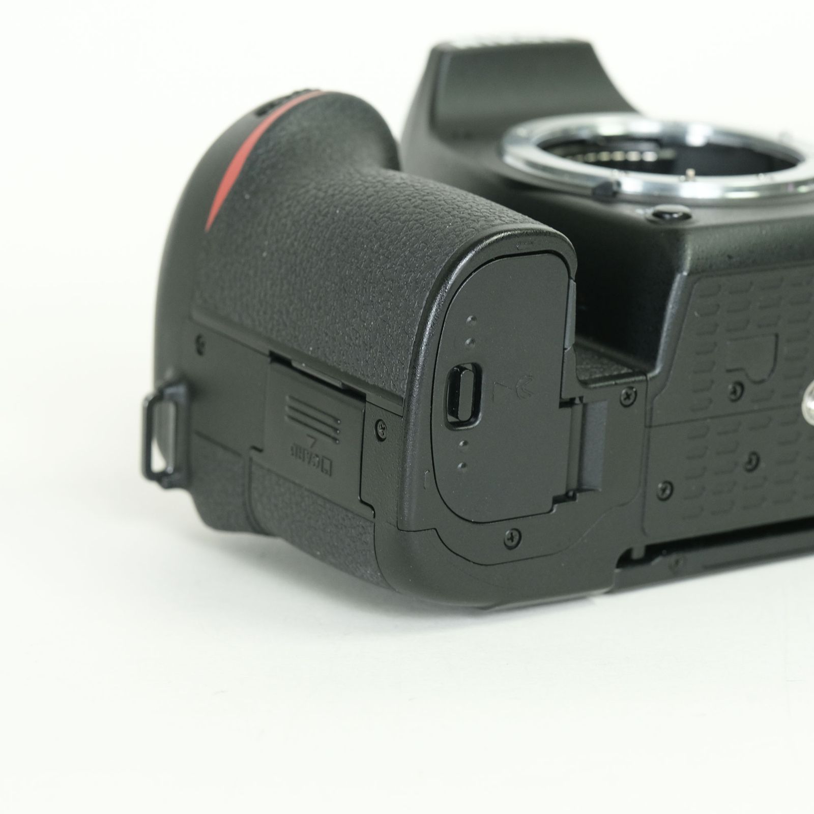 Nikon d7500 ボディのみ シャッター回数29,989 美品 | シャッター数9,169回] Nikon D7500 [ボディ] | Nikon Fマウント