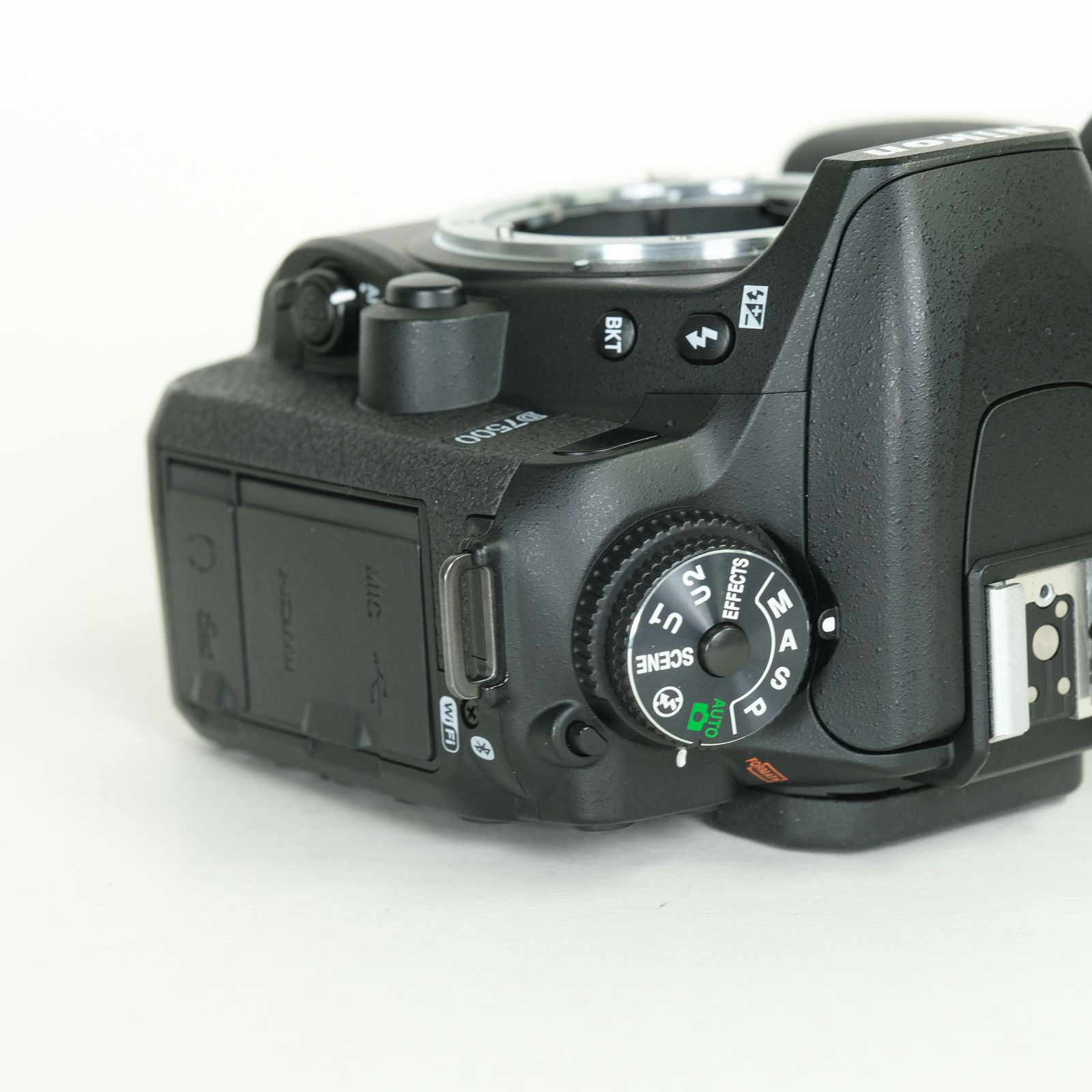 美品 | シャッター数9,169回] Nikon D7500 [ボディ] | Nikon Fマウント