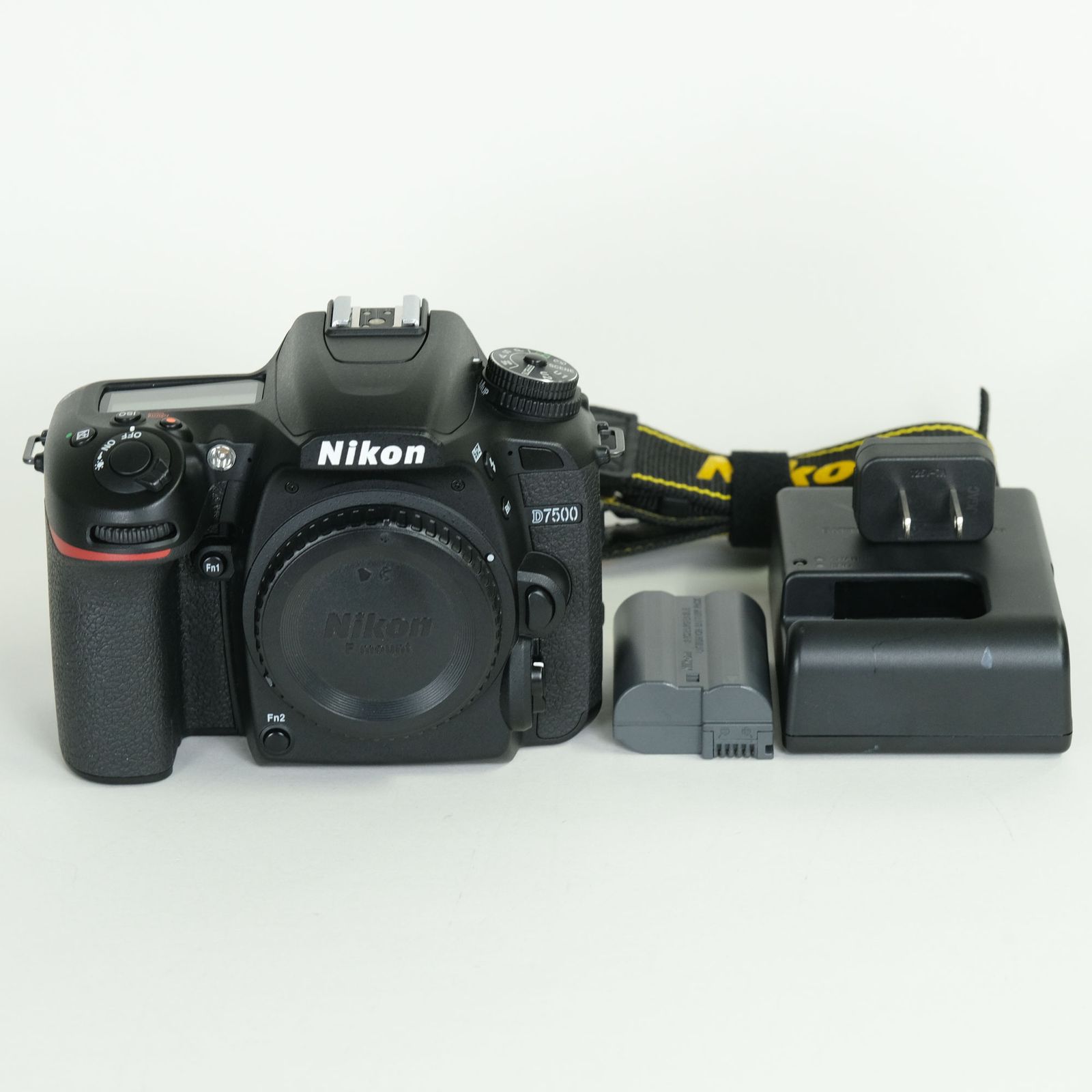 ニコン Nikon D7500 ★シャッター数：6769枚 美品 | シャッター数9,169回] Nikon D7500 [ボディ] | Nikon Fマウント