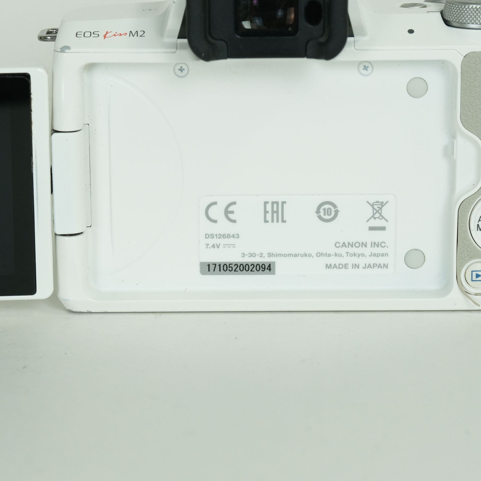並品 | バッテリー2個付] Canon EOS Kiss M2 [ボディ ホワイト 