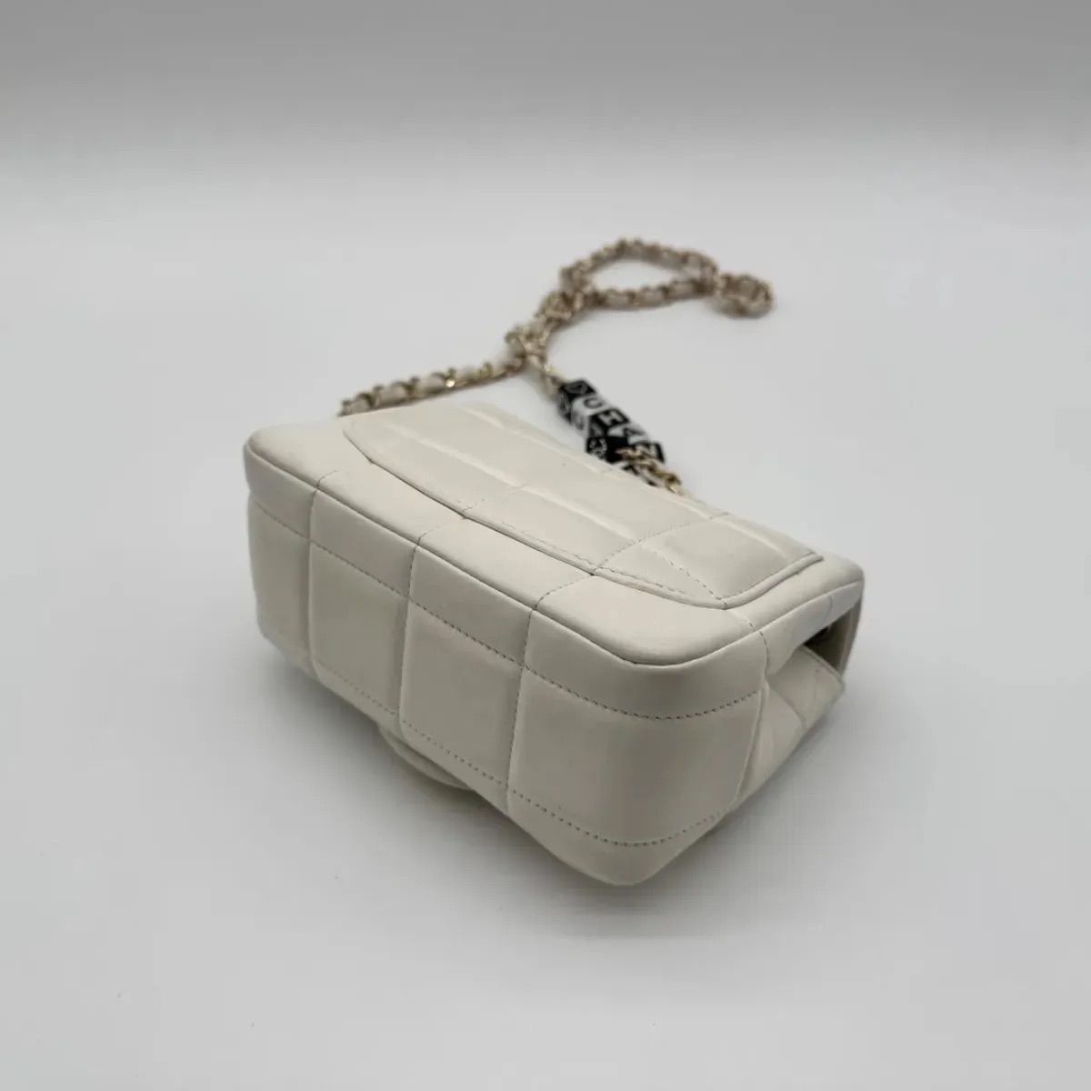 大人気✨CHANEL シャネル ショルダーバッグ ターンロック ココマーク 