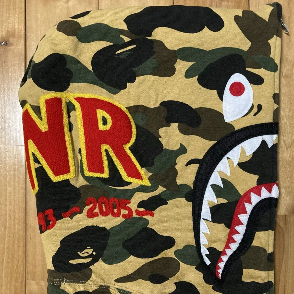 シャークパーカー　1stcamo RONR M BAPE-1st-Camo-Shark-Full-Zip-