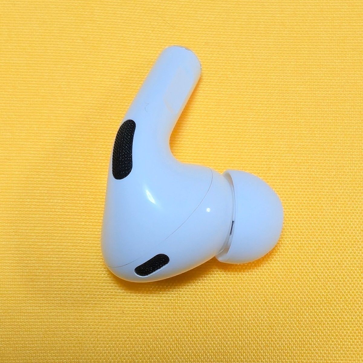 美品 Apple AirPods Pro 第2世代 A3048 左耳のみ L 極美品 AirPods Pro