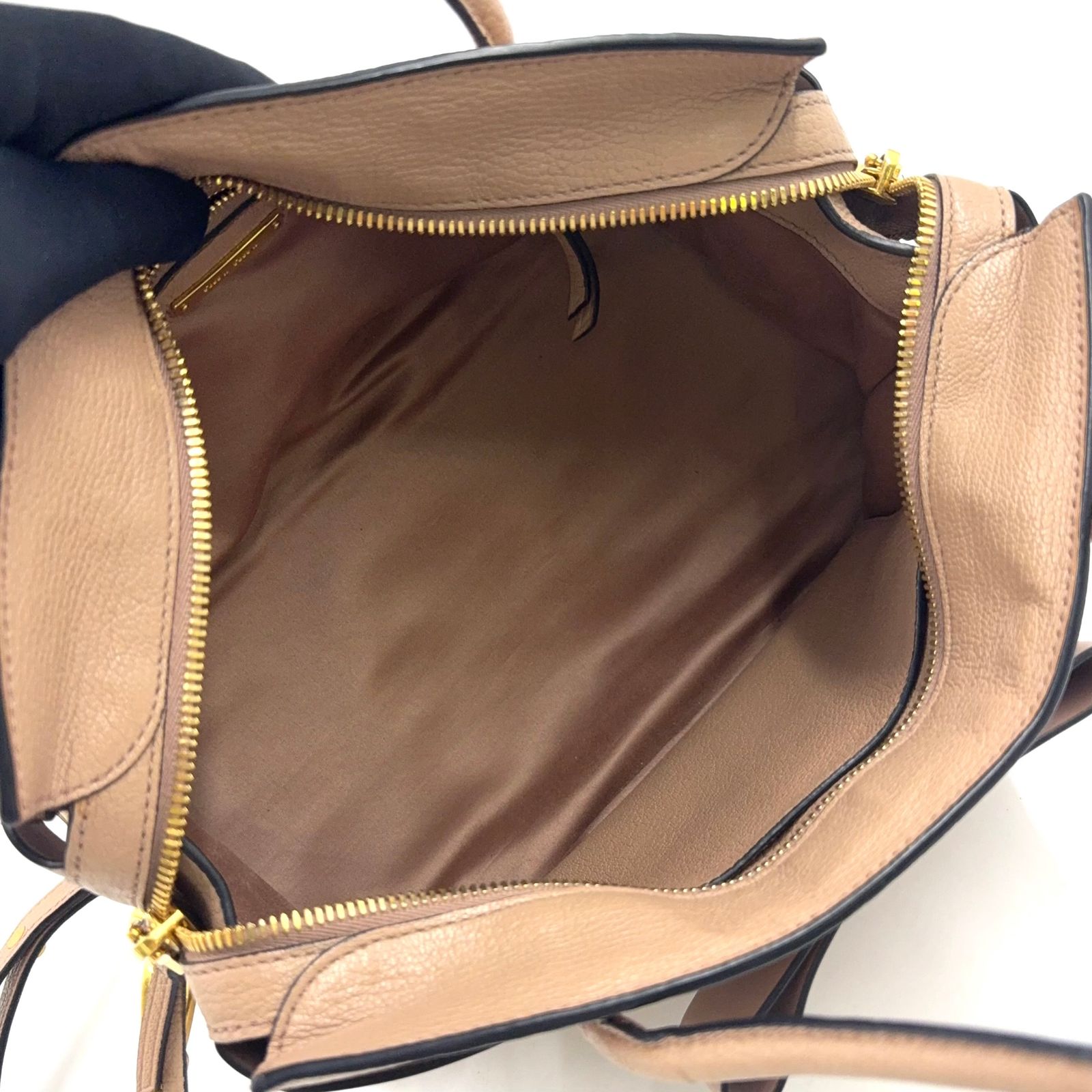 miu miu マドラス フィオッコ リボンモチーフ 2WAYショルダー レザー 