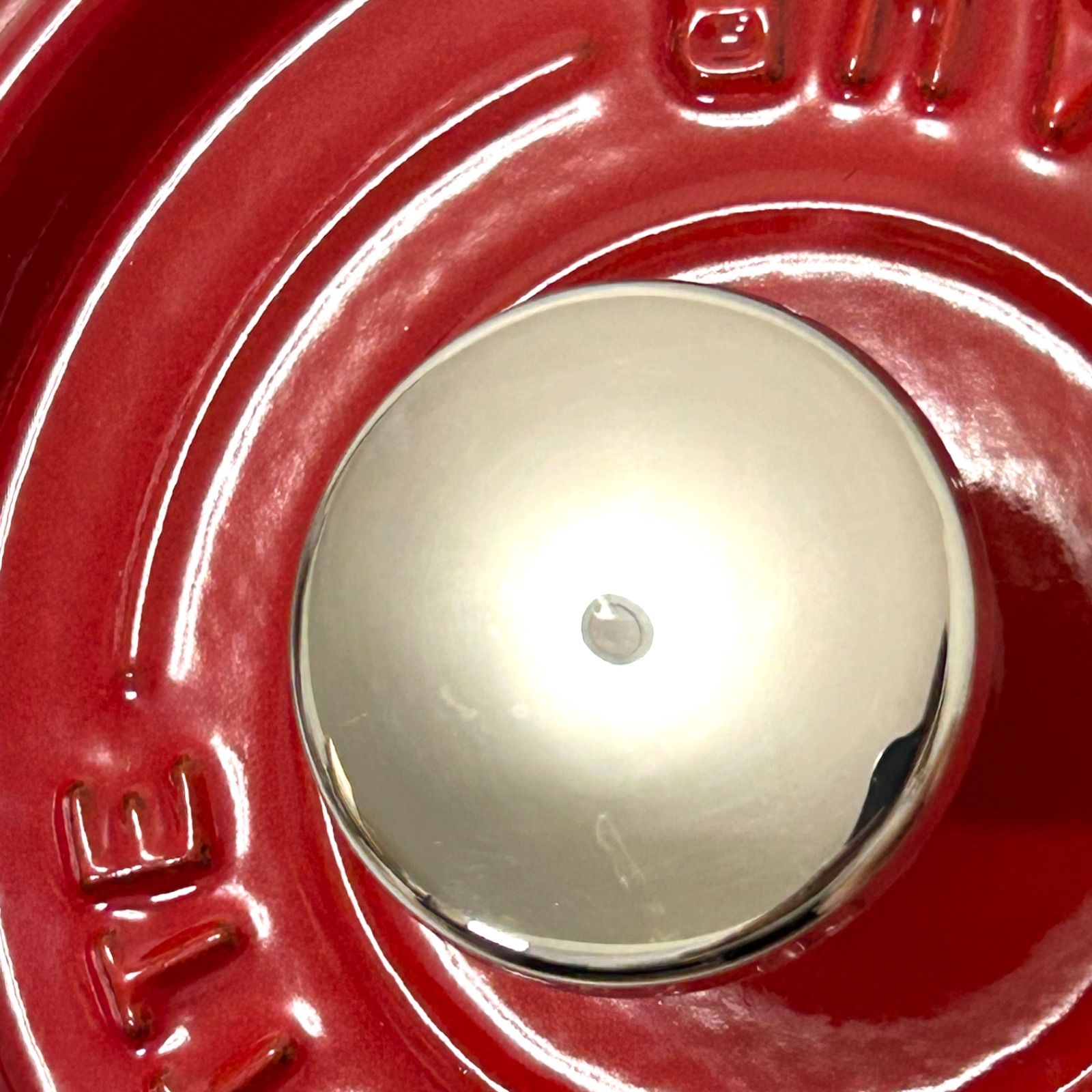 Staub ストウブ 14cm レッド ココットラウンド 両手鍋 赤 - メルカリ