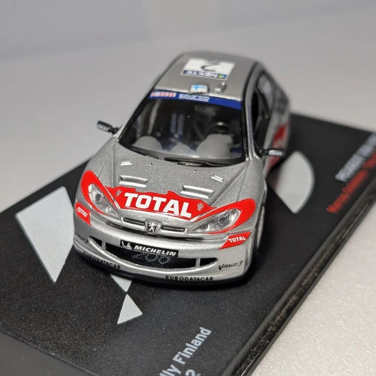 1/43 プジョー 206 WRC ラリーフィンランド 2002年 デアゴスティーニ