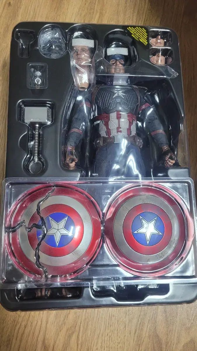 ホットトイズ アベンジャーズ エンドゲーム キャプテン・アメリカ