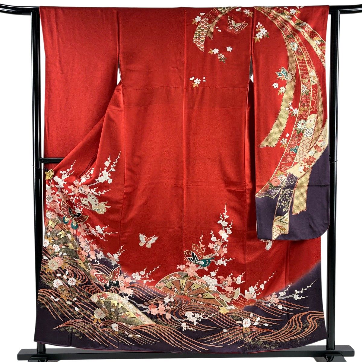 美品】 振袖 身丈156cm 裄丈62.5cm S 袷 枝梅 蝶 金彩 染め分け 赤