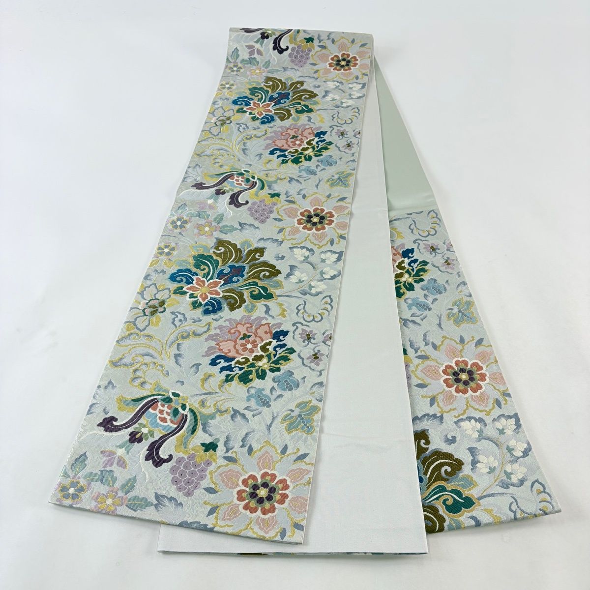 袋帯 正絹 金糸銀糸 パステル系 花々文様 緑色ｘピンク色 刺繍入り 六通柄 フォーマル 礼装 長さ440cm【中古】 【キモノオフ野々市若松店】 袋帯 流水に花々紋様 黄緑x金色 金糸 六通柄 正絹 仕立て上がり 着物