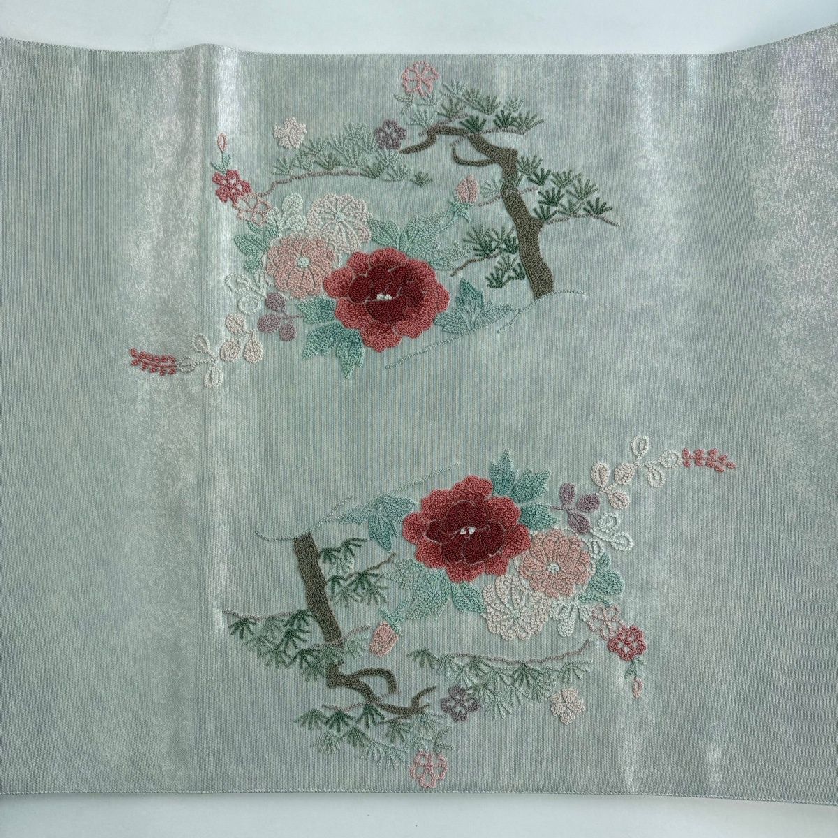 六通太鼓柄袋帯　総相良刺繍　御所車文　銀糸　逸品　正絹 六通太鼓柄袋帯 総相良刺繍 御所車文 銀糸 逸品 正絹 【公式通販】
