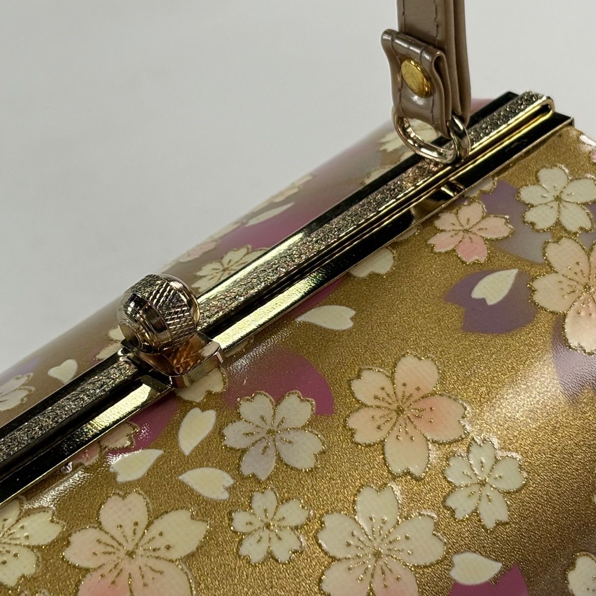 和装バッグ 優品 フォーマル 桜 花びら 金彩 金色 エナメル 和装小物