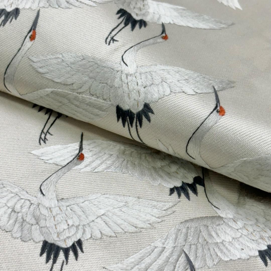 袋帯 雪英導 蘇州刺繍 飛翔鶴 灰白色 O-6193 - メルカリ