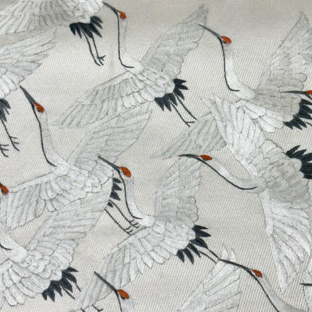 袋帯 雪英導 蘇州刺繍 飛翔鶴 灰白色 O-6193 - メルカリ