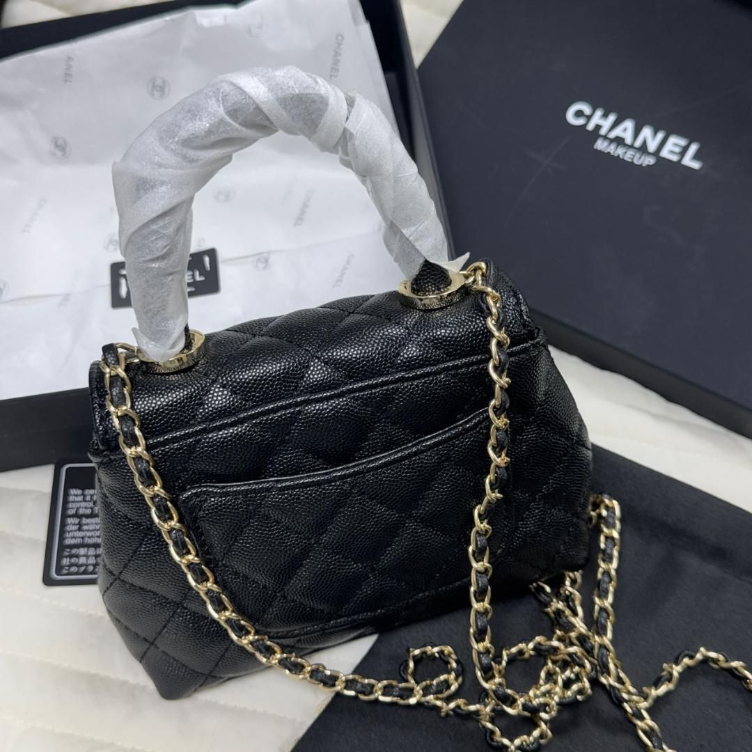 シャネル ノベルティー ショルダーバッグ 未使用】CHANEL シャネル ノベルティ ショルダーバッグ 4 - メルカリ