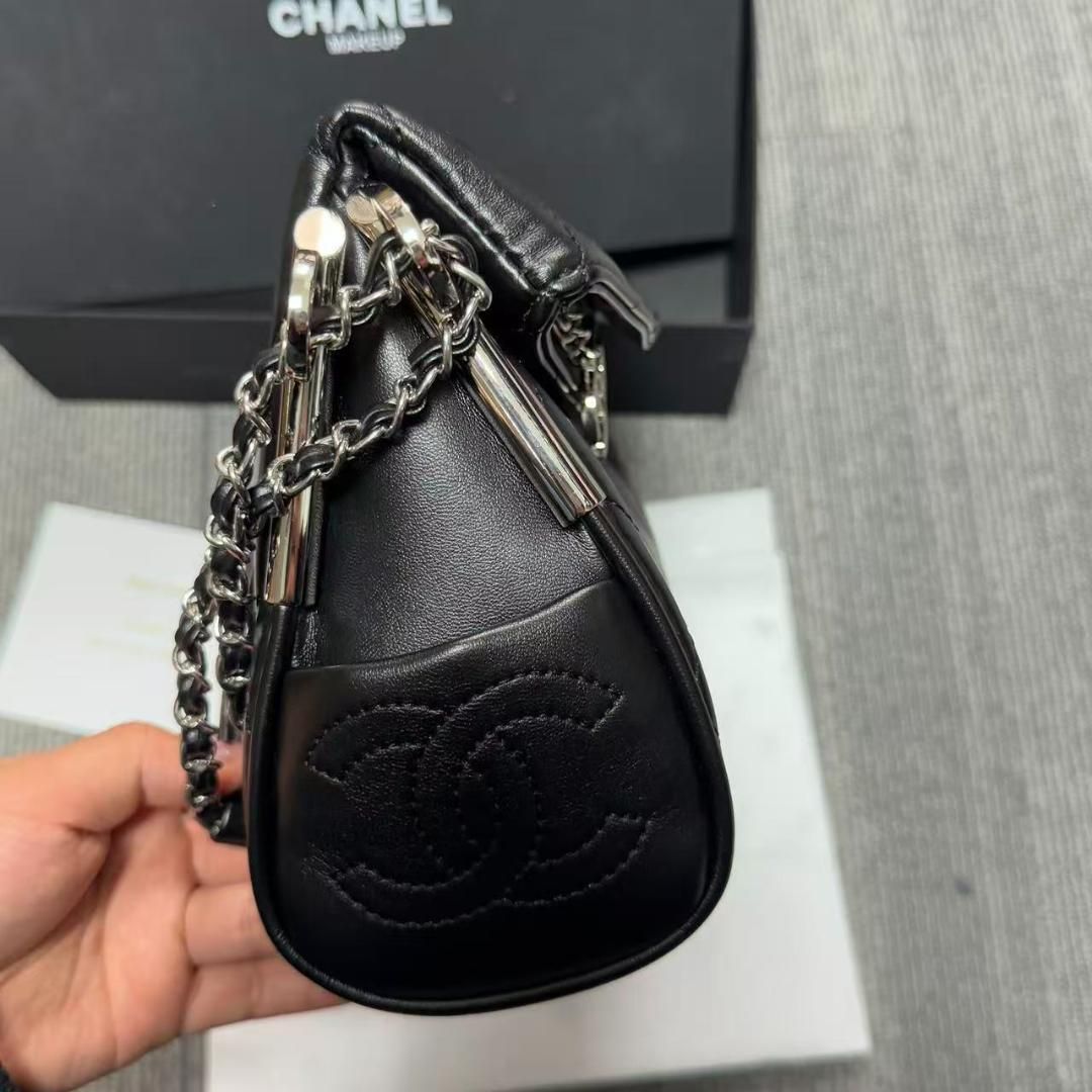 未使用】CHANEL シャネル ノベルティ ショルダーバッグ 3 - メルカリ