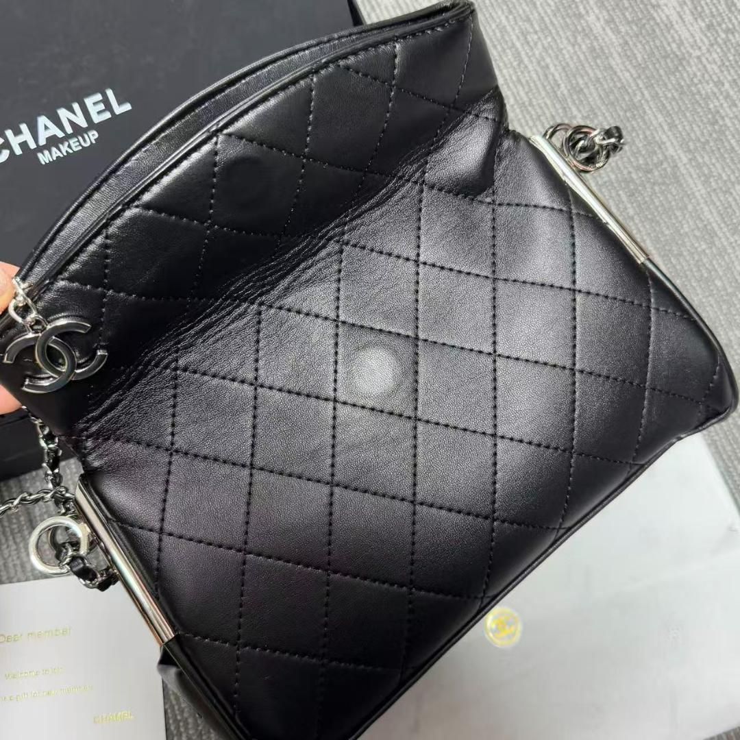 未使用】CHANEL シャネル ノベルティ ショルダーバッグ 3 - メルカリ
