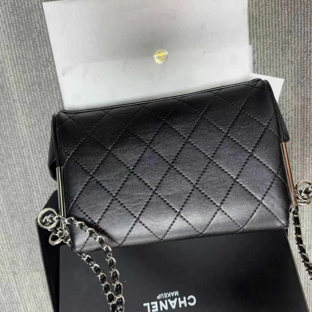 未使用】CHANEL シャネル ノベルティ ショルダーバッグ 3 - メルカリ
