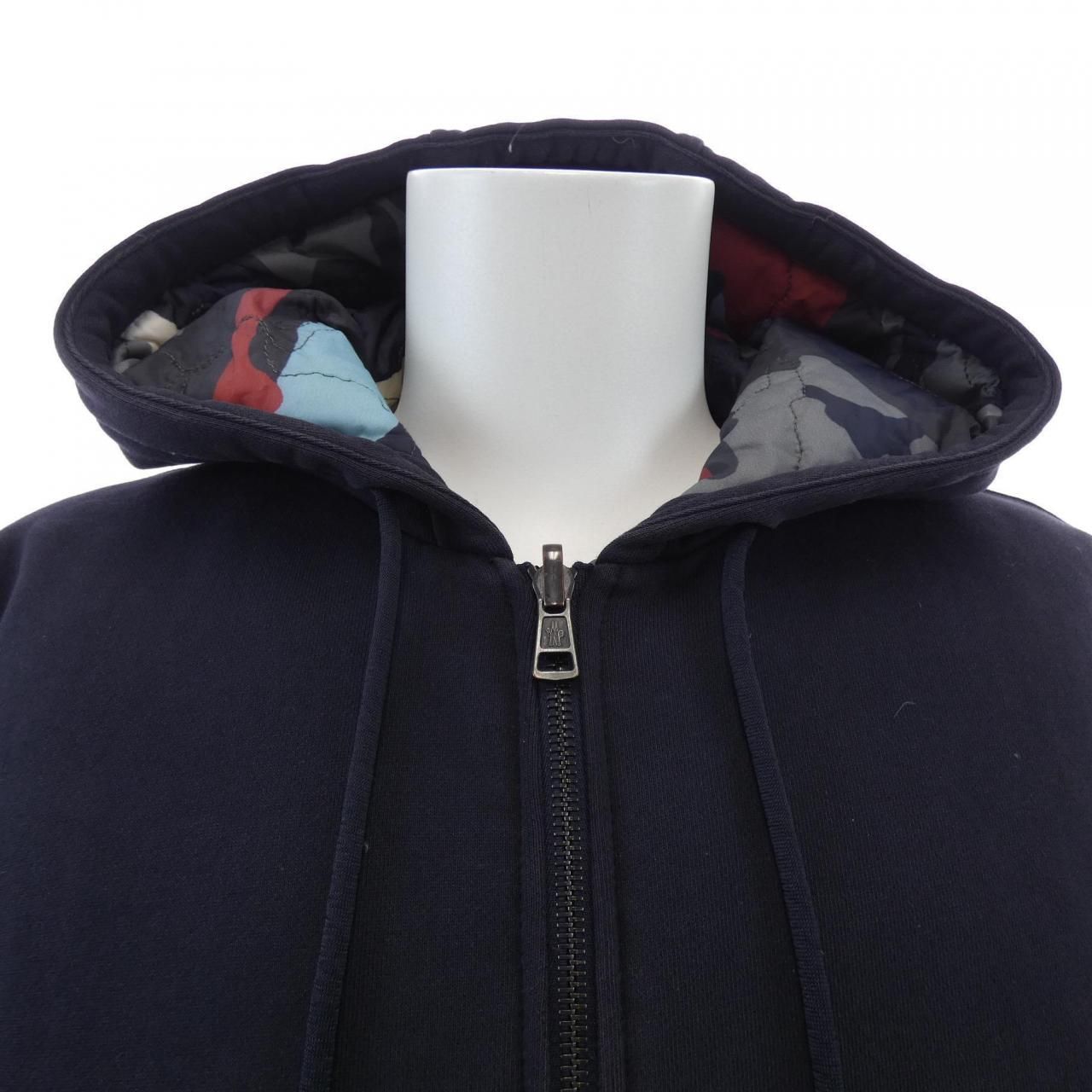 モンクレールガムブルー MONCLER GAMMEBLEU 23918407200 ダウンジャケット モンクレールガムブルー MONCLER GAMMEBLEU 23918407200 ダウン