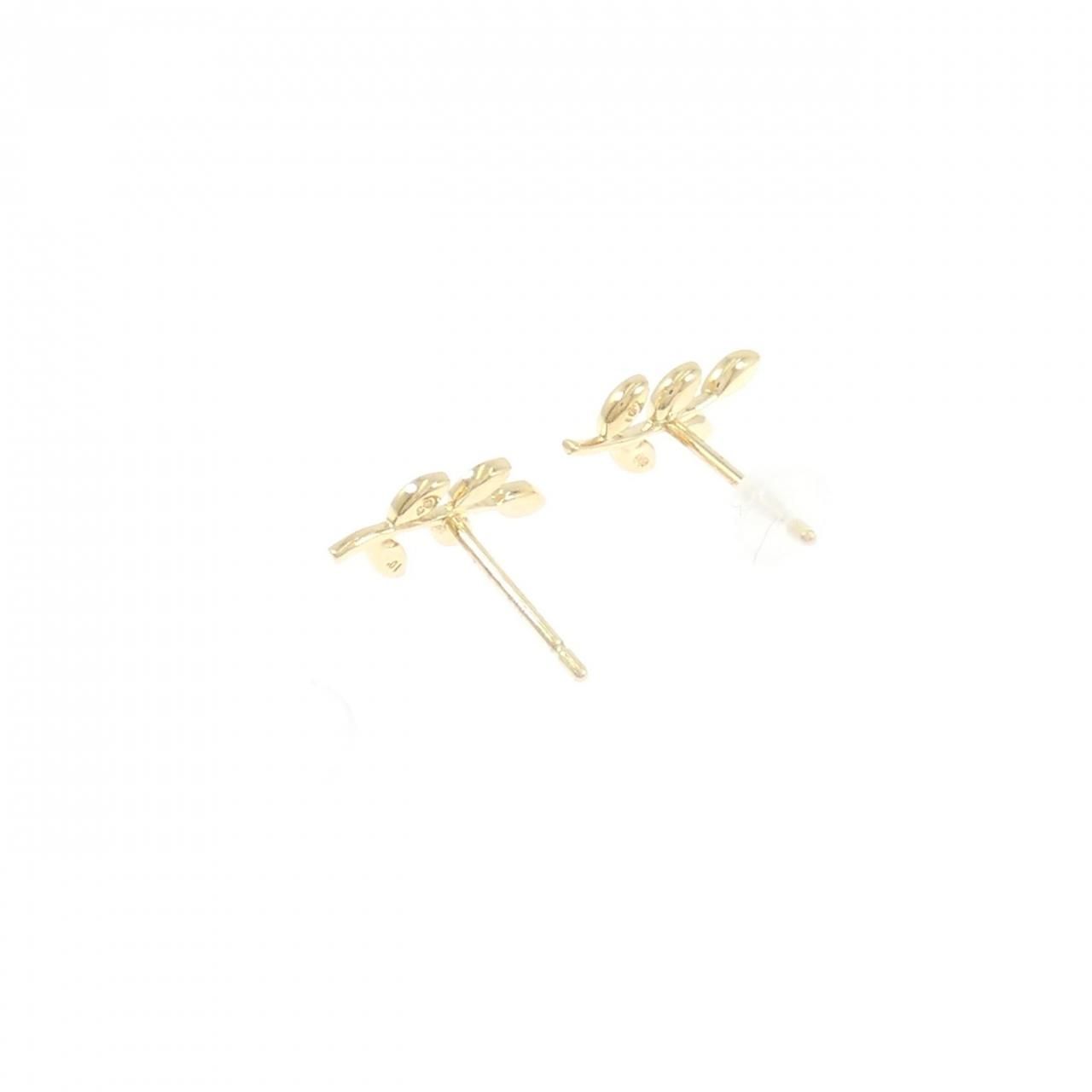 オレフィーチェ ダイヤモンド ピアス 0.02CT - メルカリ