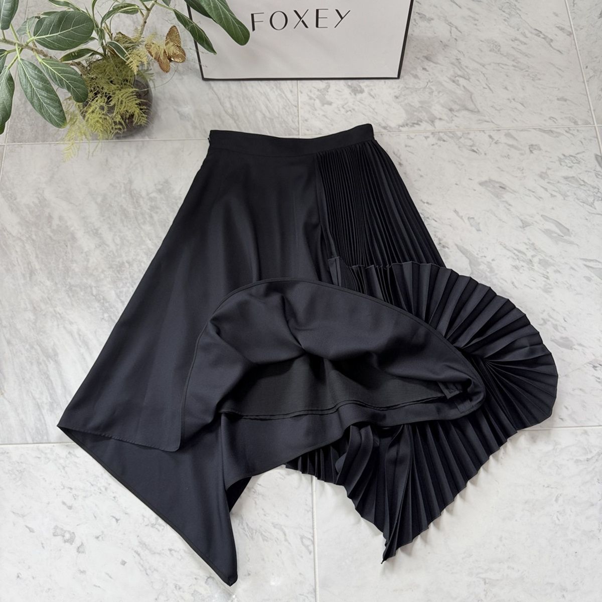 新品同様FOXEY ADEAM / フォクシー アディアム Palm Tree Pleated