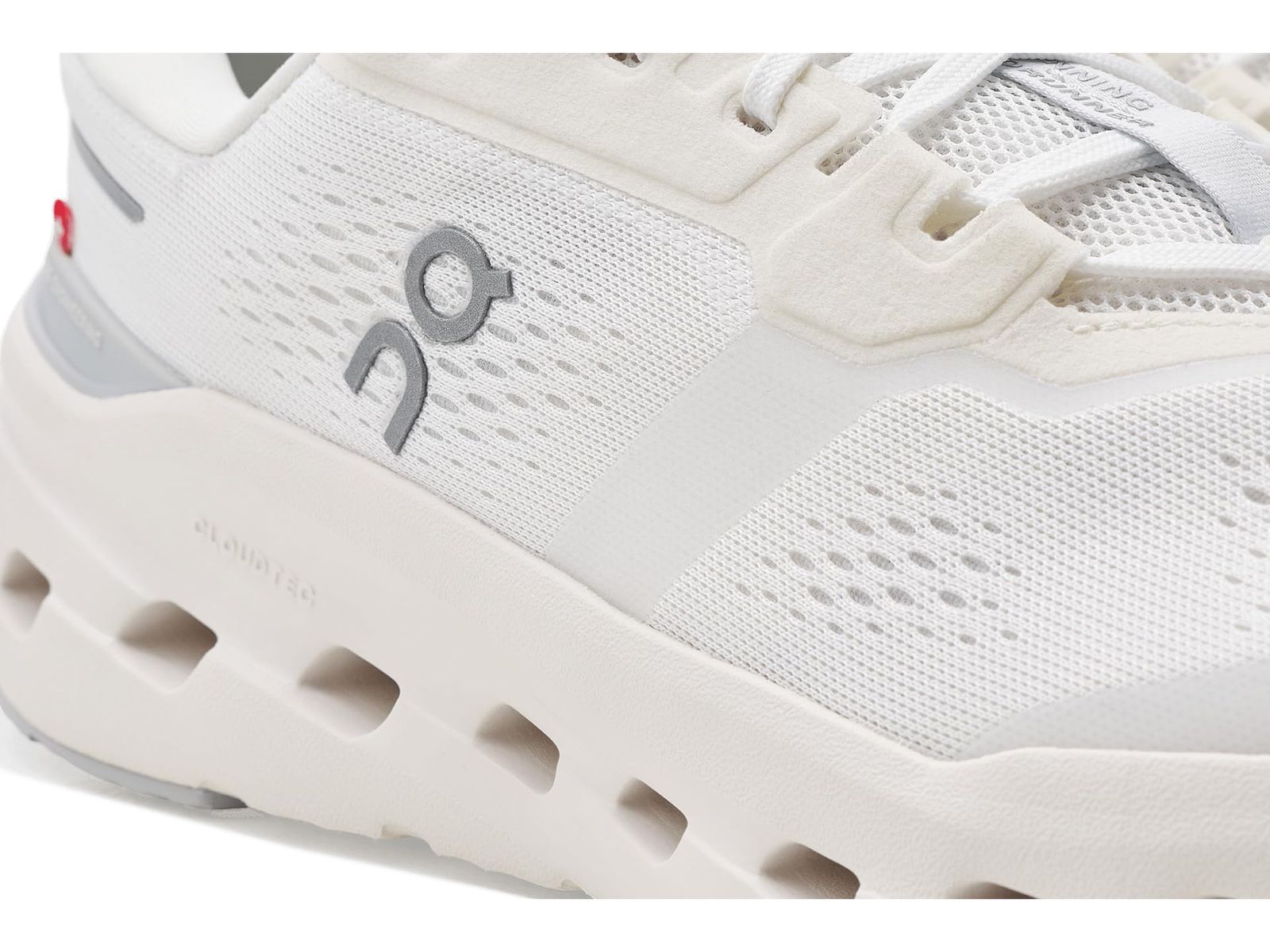 新品 [オン] Cloudrunner 3 メンズ White | Glacier 28.5cm ブレない走り/安定感を追求/確かなホールド感
