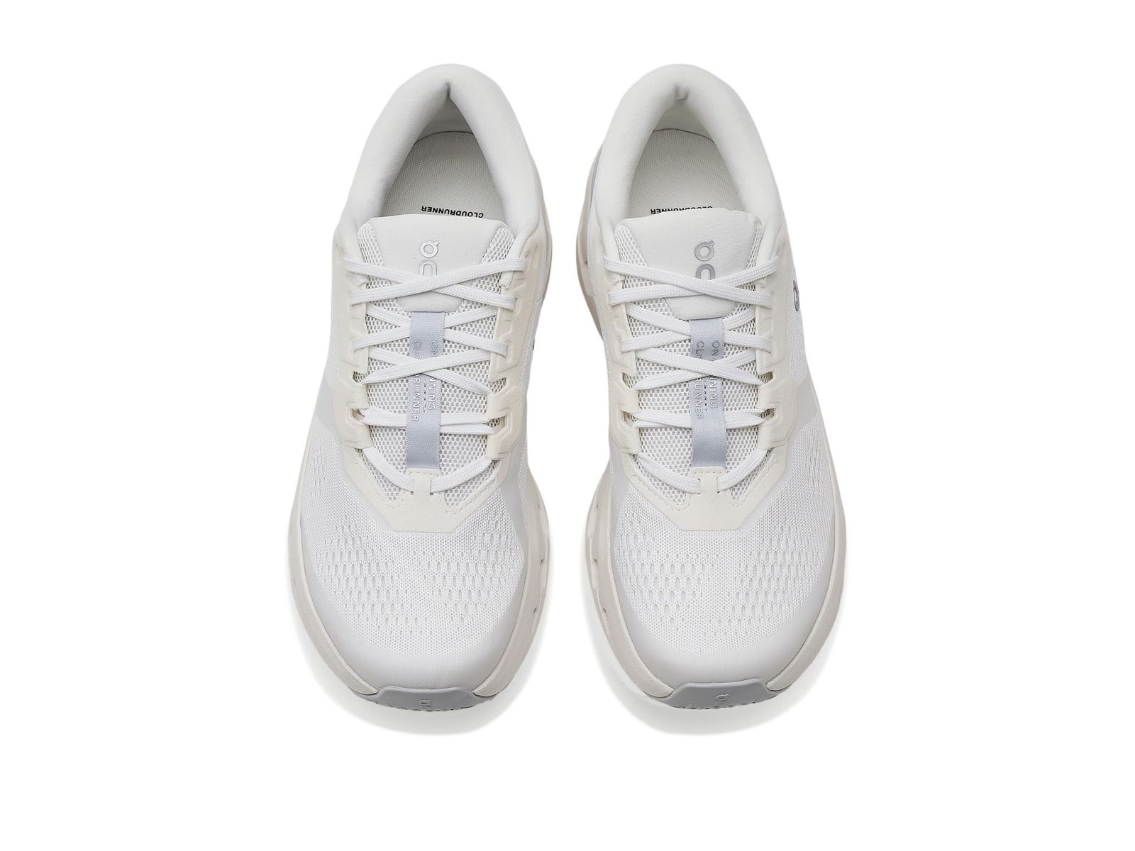 新品 [オン] Cloudrunner 3 メンズ White | Glacier 28.5cm ブレない走り/安定感を追求/確かなホールド感