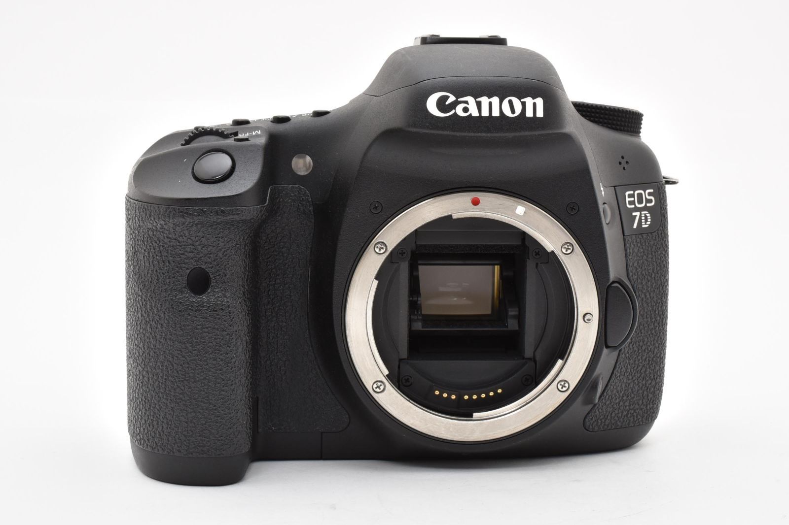 ★極美品★キヤノン Canon P ボディ#1247 人生初のキヤノン。Canon P（ポピュレール）を買ってしまった。 | BORN