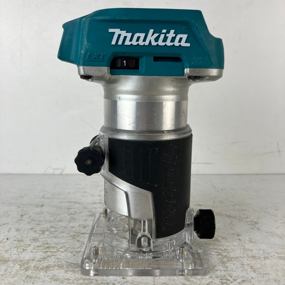 マキタ makita RT50D 充電式トリマ 本体のみ 18V 中古品 付属品付き