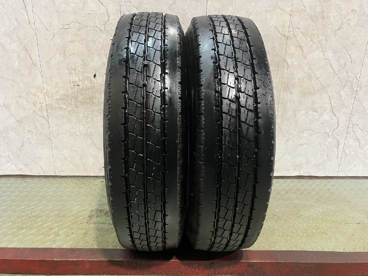 【走行短め】2025年製 TOYO DELVEX M135 175/75R15 103/101N LT 15インチ ライトトラック用 夏タイヤ 2本 ダイナ トヨエース等　(MTW430)