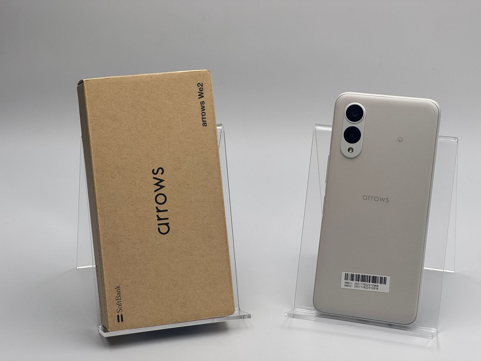 中古A】arrows We2 A402FC ミストホワイト SIMフリー - メルカリ