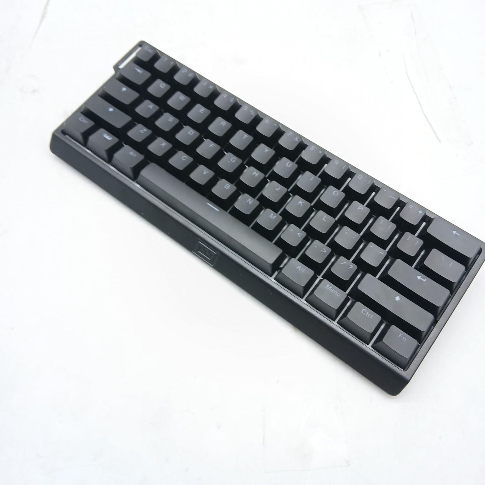 ゲーミングキーボード中古WOOTING60HE ゲーミングキーボード中古