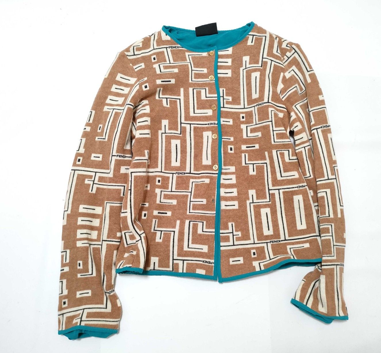 フェンディ FENDI カーディガン ジャケット 総柄 ズッカ風 ロゴ ニット 長袖 イタリア製 ITA44 レディース ベージュ 裏地付き 羽織り ヴィンテージ フェンディ FENDI カーディガン ジャケット 総柄 ズッカ風 ロゴ ニット
