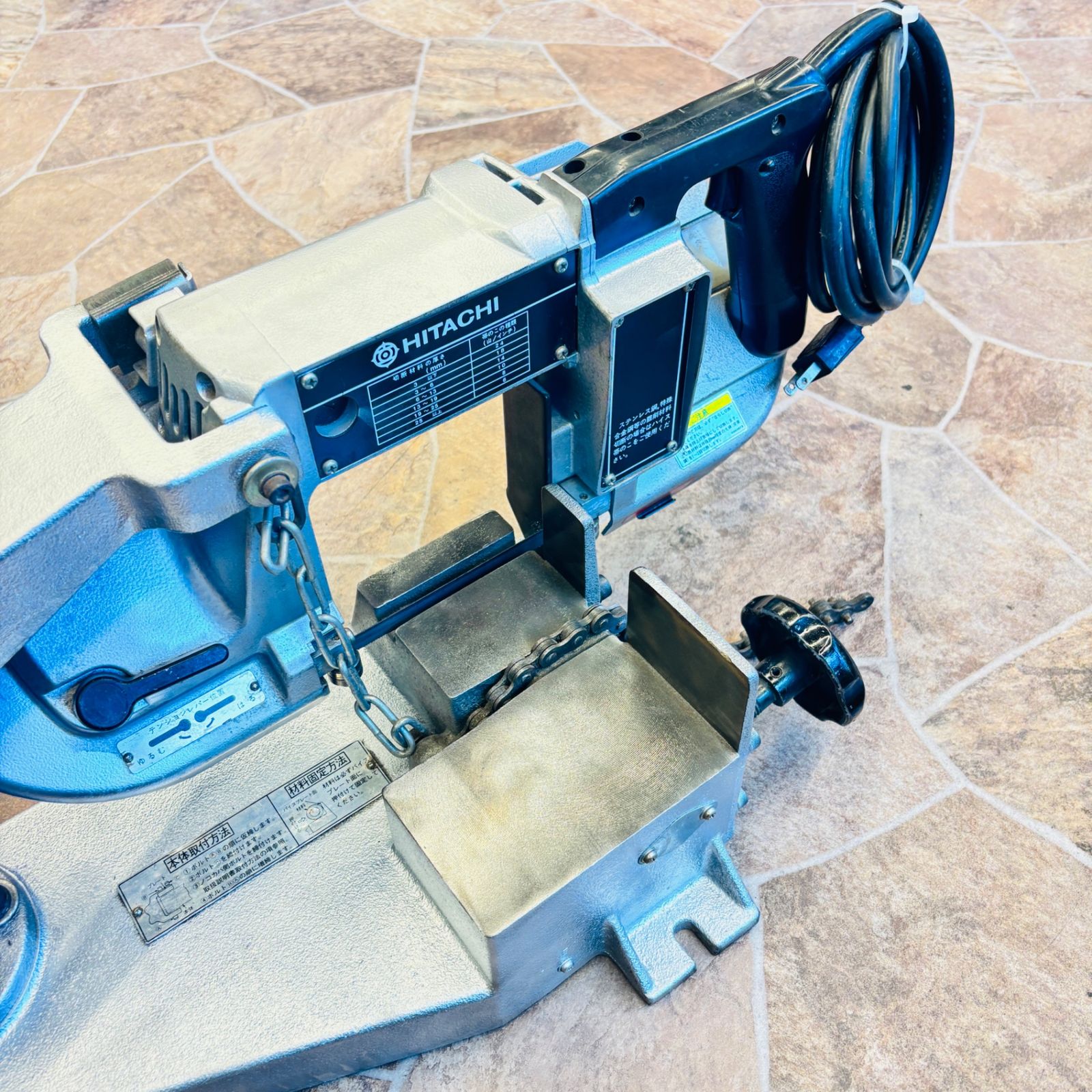 △日立工機(HITACHI) 100mmロータリーバンドソー CB10F1 【中古動作