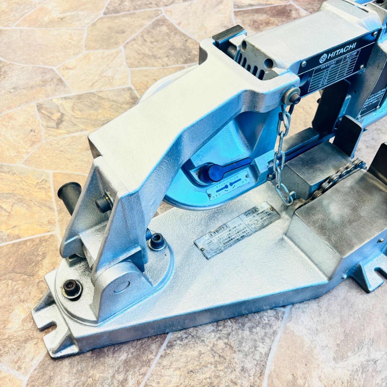 △日立工機(HITACHI) 100mmロータリーバンドソー CB10F1 【中古動作