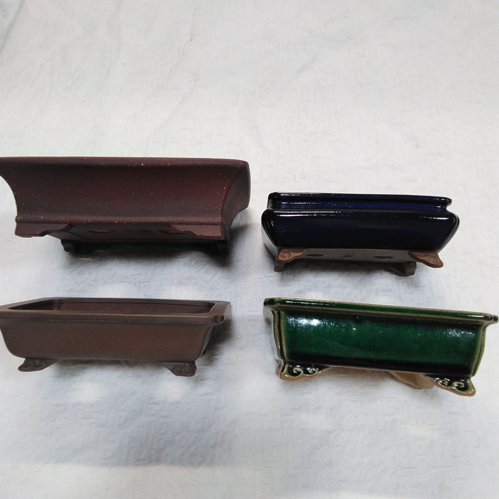 陶器鉢５点まとめ売り 植木鉢 ミニサイズ 5点まとめ売り 足つき 陶器製 園芸用品