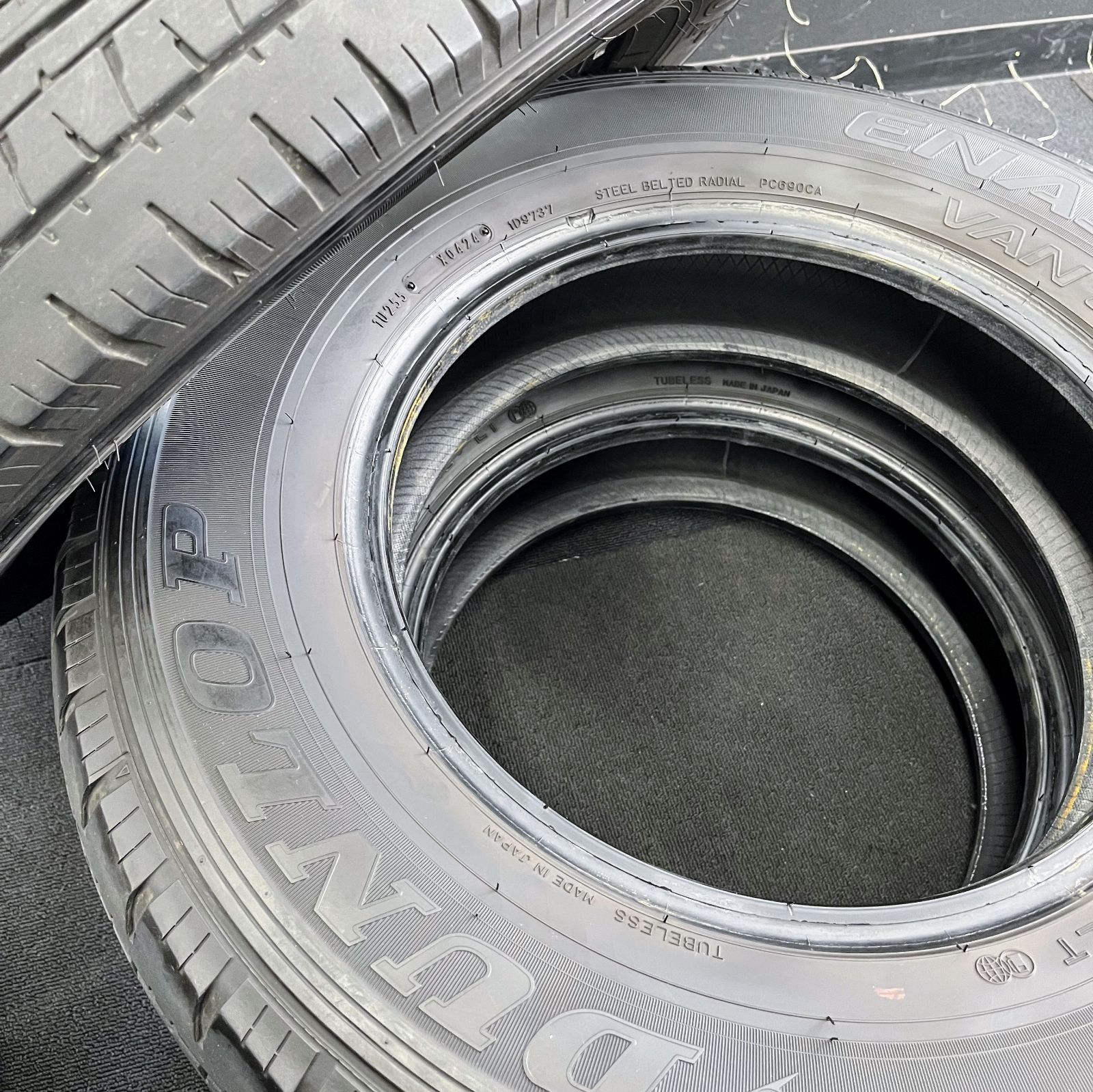 送料無料】【195/80R15】中古 サマータイヤ 1本バラ売り DUNLOP 
