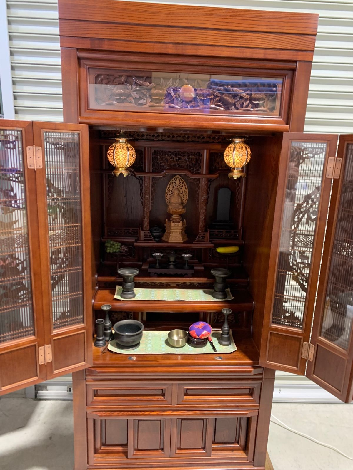展示品★ 高級唐木仏壇 灯籠付 仏具付 大型仏壇 伝統仏壇 彫刻仏壇 美品