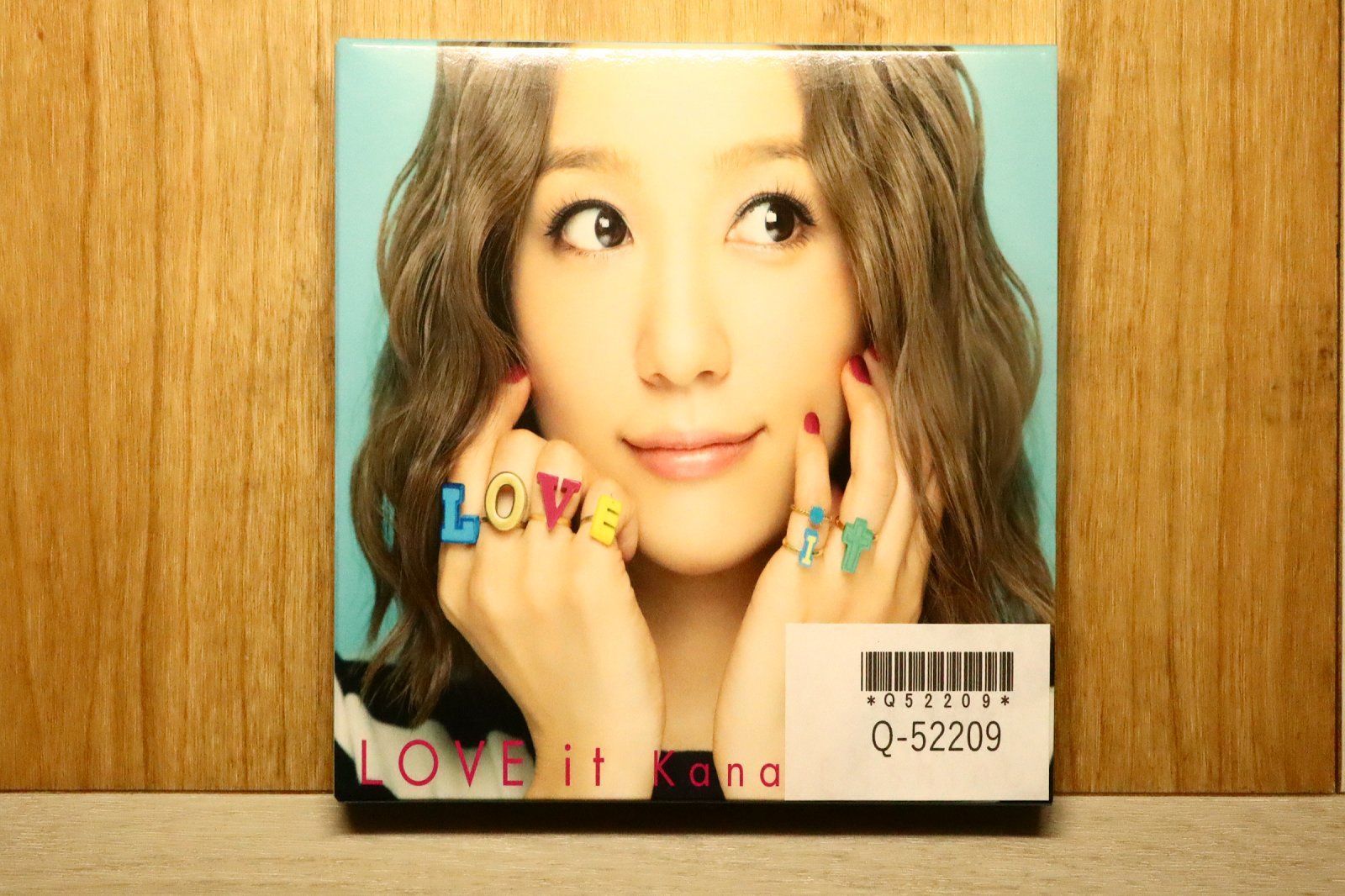 国内盤CD☆西野カナ/Kana Nishino□ LOVE it(初回生産限定盤)(DVD付