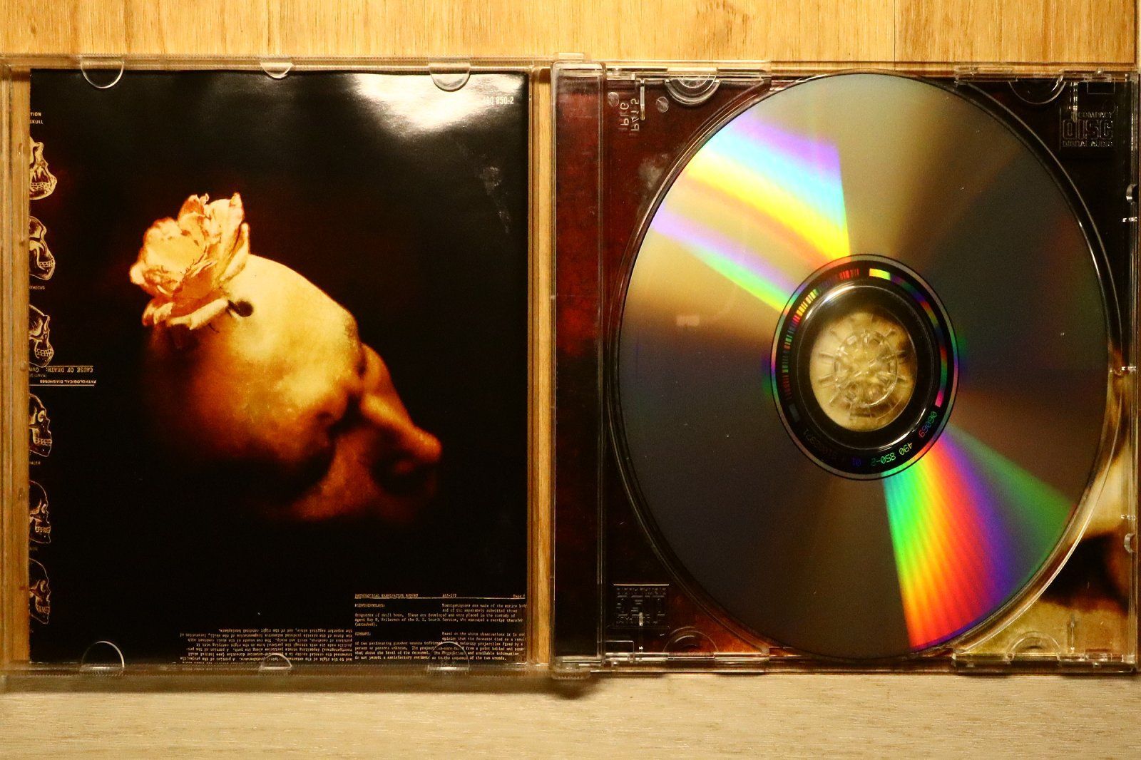 マリリン・マンソン『MARILYN MANSON/CD 8枚セット 国内版 Amazon.co.jp: ザ・ゴールデン・エイジ・オブ・グロテスク: ミュージック