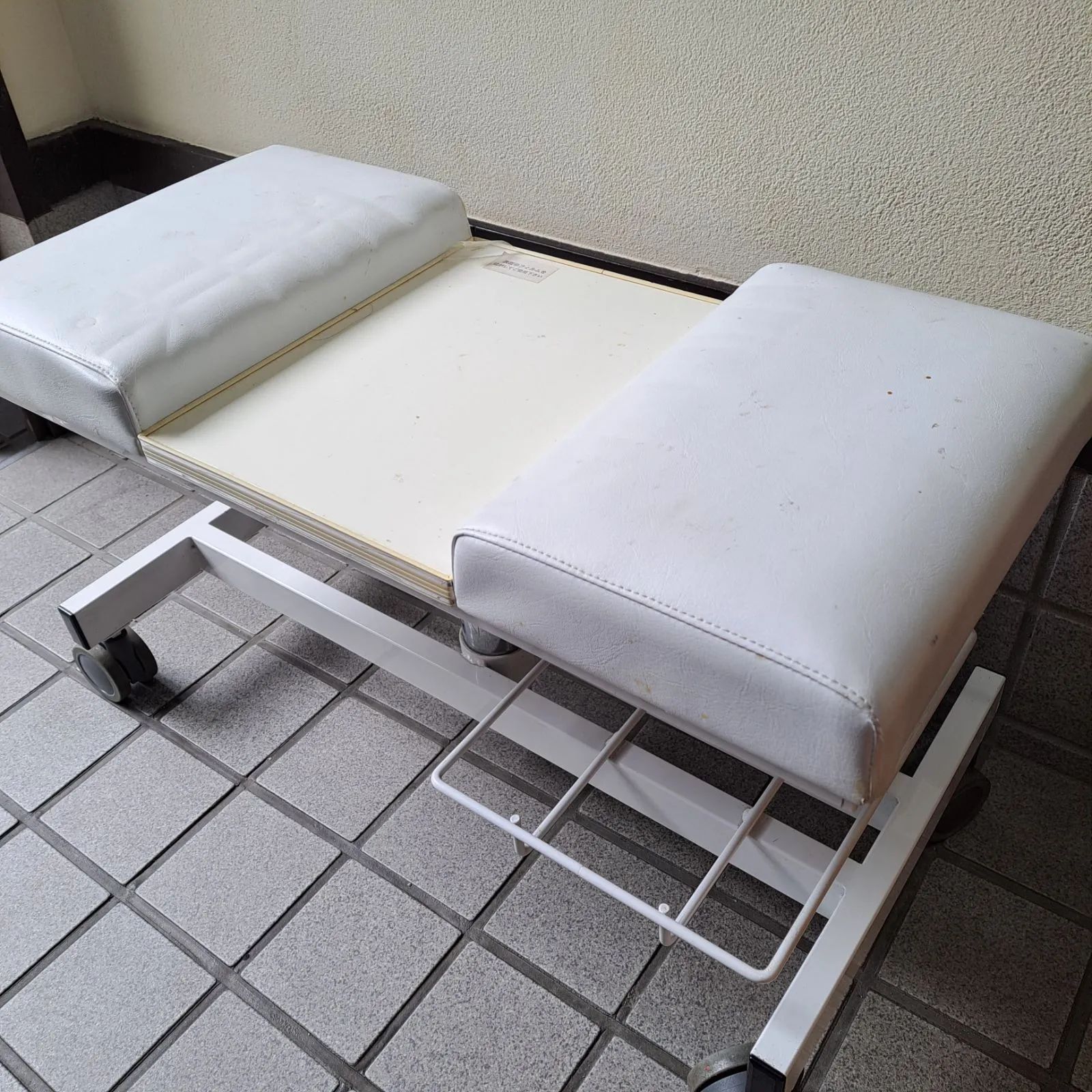 フットネイル用 オットマン CB811 中古品 - メルカリ