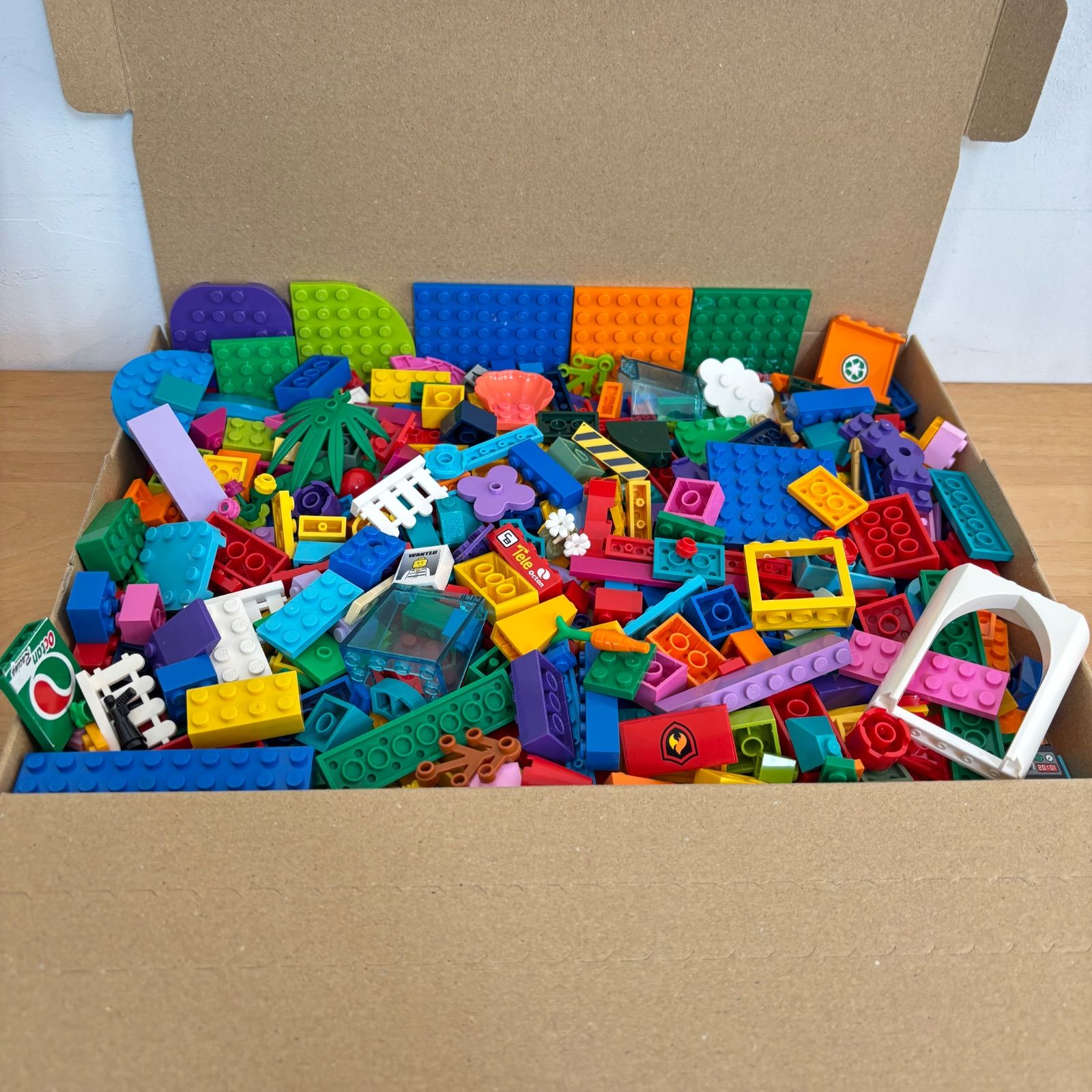 LEGO レゴ パーツ カラフル ブロック 大量 おまとめ - メルカリ